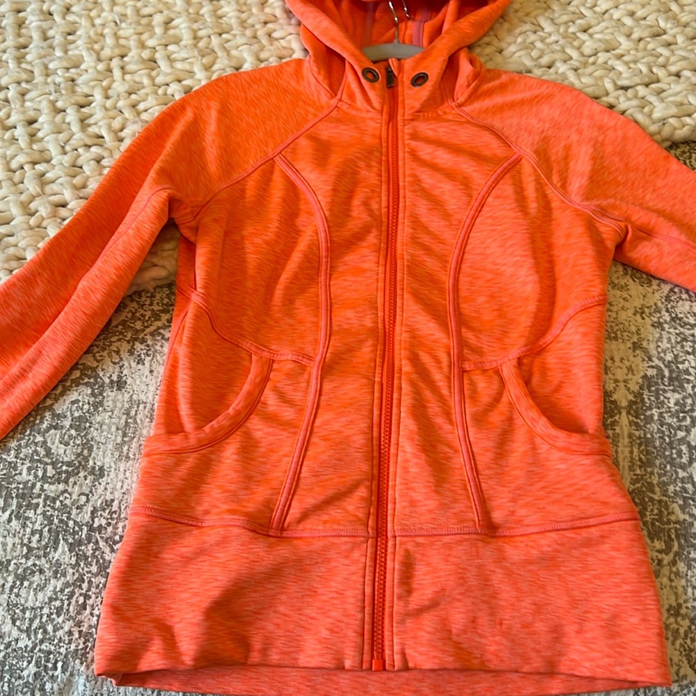 Athleta cold weather running top - small LIKE NEW